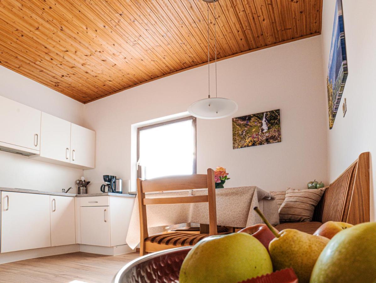 Ferienwohnungen Schweitzer Partschins Exteriör bild