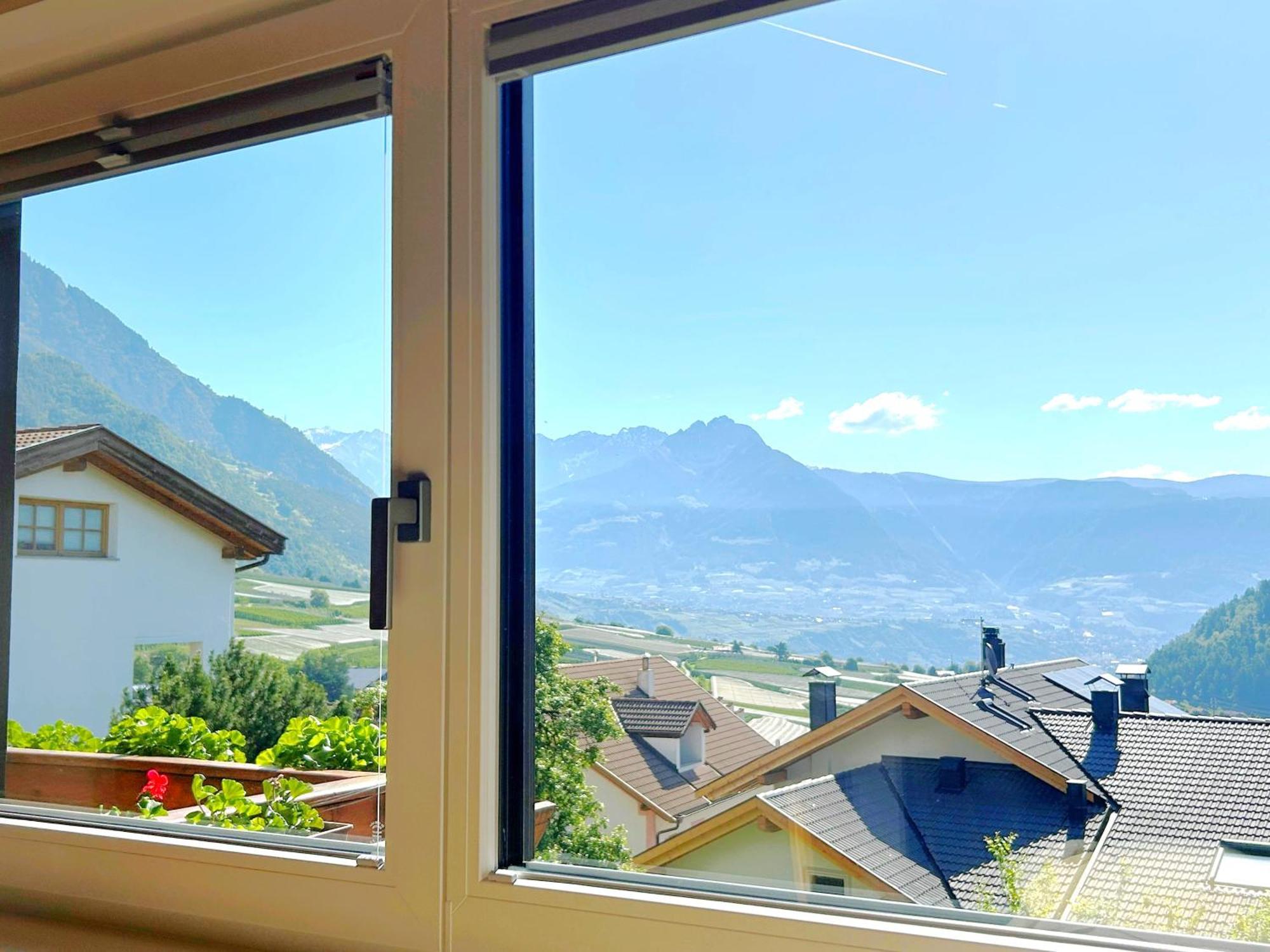 Ferienwohnungen Schweitzer Partschins Exteriör bild